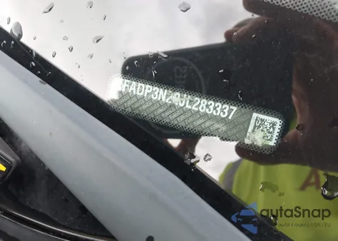 2018 Ford Focus Titanium from USA, damaged, VIN 1FADP3N22JL283337